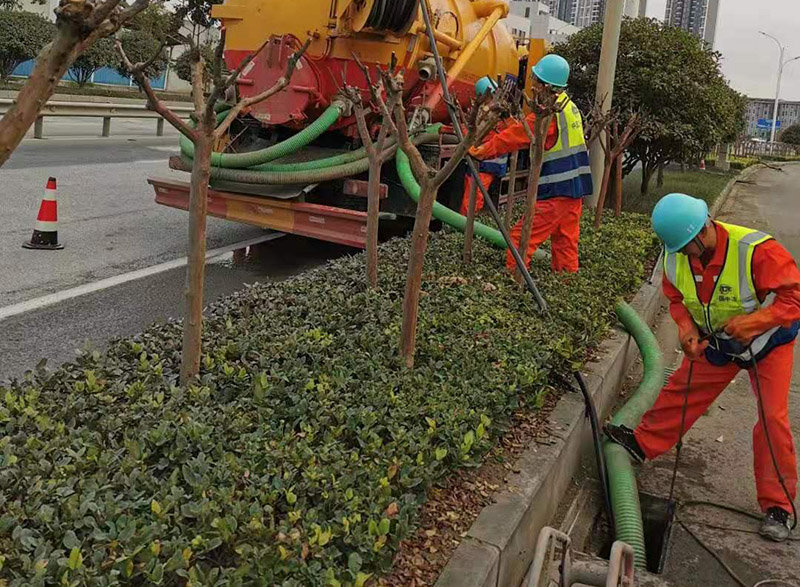 东坡市政管道清淤